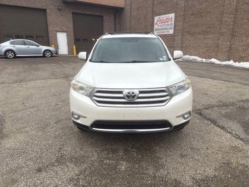 Used 2013 Toyota Highlander Limited image 8