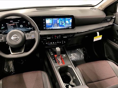 New 2026 Nissan Kicks SR w/ SR Premium Package image 7