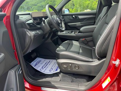 New 2025 Buick Enclave Preferred w/ Power Package image 7