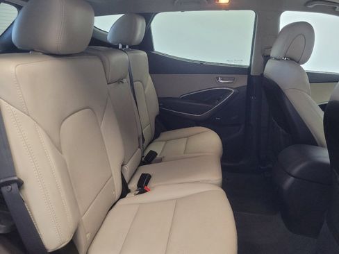 Used 2017 Hyundai Santa Fe Sport image 19