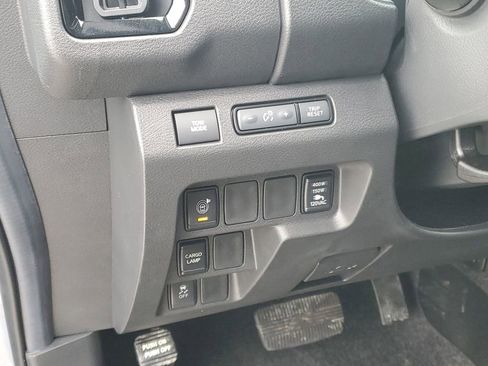 New 2026 Nissan Frontier SV image 13