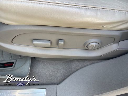 Used 2017 GMC Acadia Limited SLT image 10