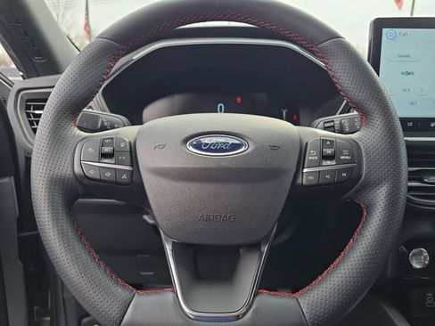 Certified 2024 Ford Escape ST-Line w/ Tech Pack #1 image 17