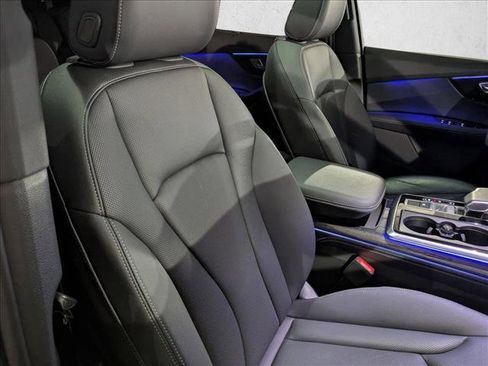 Certified 2025 Audi Q7 2.0T Premium Plus w/ Premium Plus Package image 23