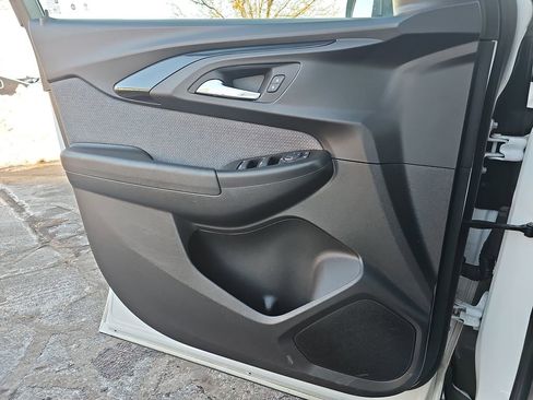 Used 2021 Chevrolet TrailBlazer LT w/ Premium Seating Package image 25