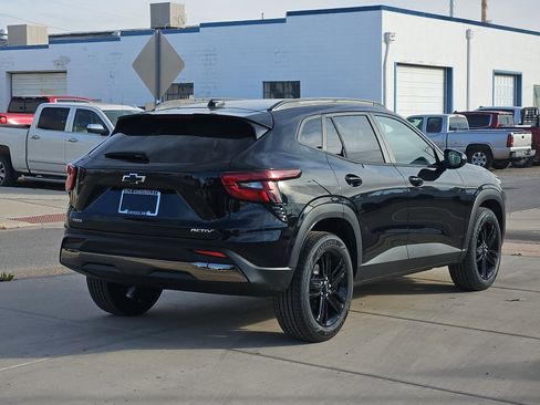 New 2026 Chevrolet Trax ACTIV w/ Driver Confidence Package image 4