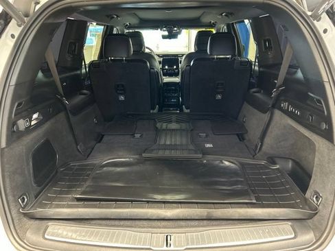 Used 2021 Jeep Grand Cherokee L Overland w/ Luxury Tech Group IV AWD/4WD image 21