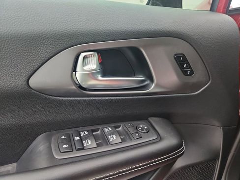 New 2026 Chrysler Pacifica Select FWD image 21