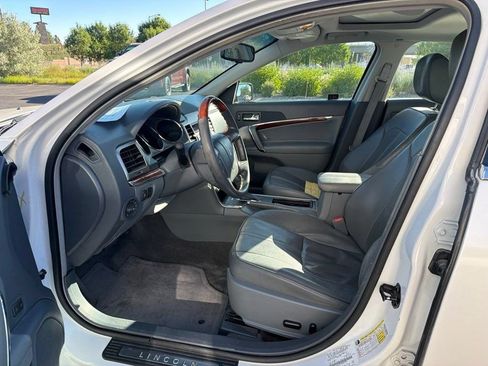 Used 2010 Lincoln MKZ FWD image 10