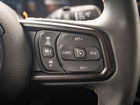 Used 2024 Jeep Wrangler Unlimited image 26