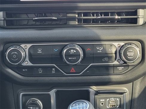 Certified 2024 Jeep Wrangler Sport image 29