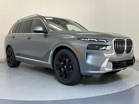 New 2026 BMW X7 xDrive40i AWD/4WD image 6