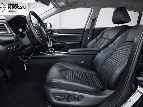 Used 2020 Toyota Camry SE image 7