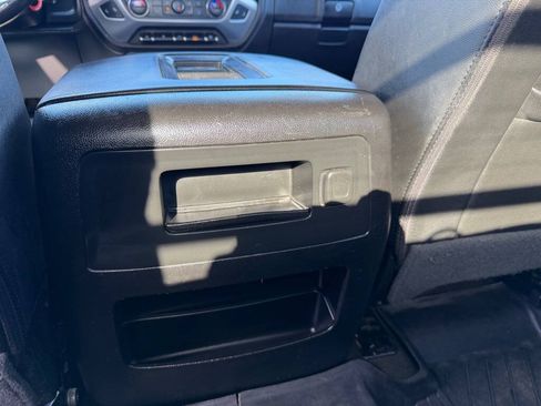 Used 2018 GMC Sierra 2500 SLT w/ Snow Plow Prep Package AWD/4WD image 41