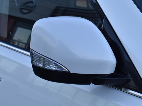 Used 2024 Nissan Armada SV image 16