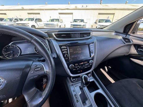 Used 2020 Nissan Murano SV FWD image 25