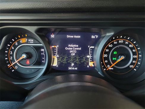 Used 2024 Jeep Wrangler Sport S image 32