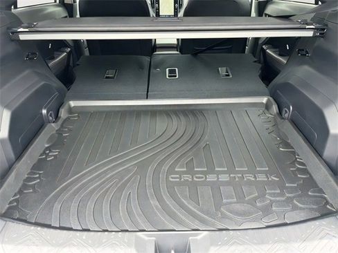 Certified 2025 Subaru Crosstrek 2.5i Limited w/ Crosstrek Mirror Package image 40