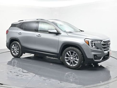 Certified 2023 GMC Terrain SLT image 7