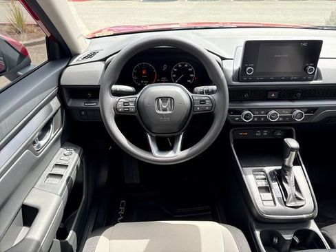 Certified 2025 Honda CR-V EX image 30