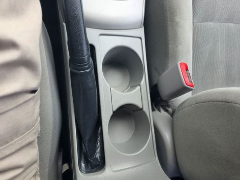 Used 2013 Toyota Corolla LE Special Edition image 34