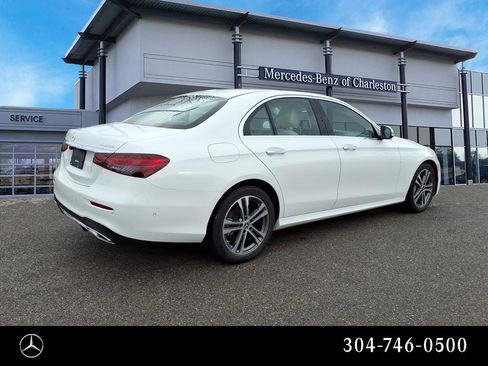 Used 2021 Mercedes-Benz E 350 4MATIC Sedan image 3