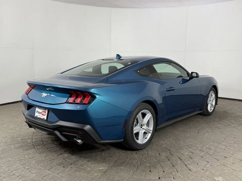 Certified 2026 Ford Mustang Coupe RWD image 7