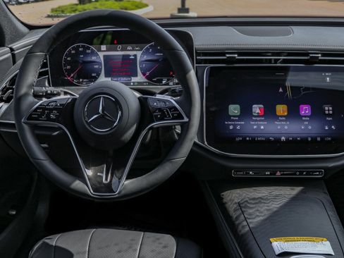 New 2025 Mercedes-Benz E 450 4MATIC All-Terrain Wagon image 12