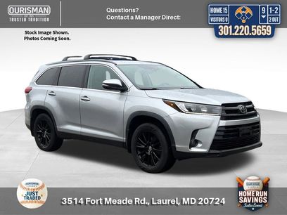 Used 2019 Toyota Highlander SE