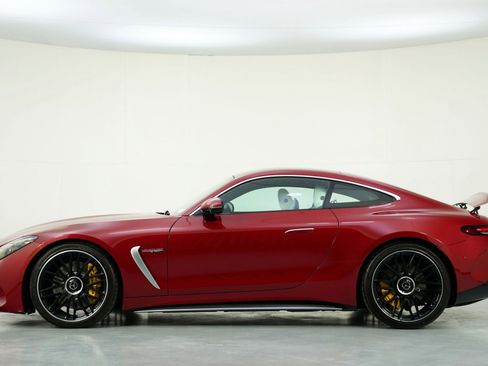 Used 2024 Mercedes-Benz AMG GT 63 image 53