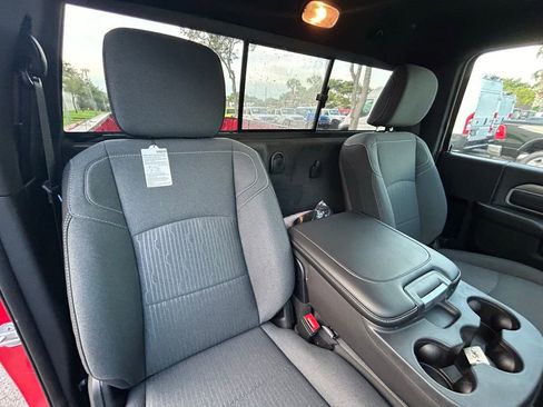 Used 2024 RAM 3500 Tradesman image 27