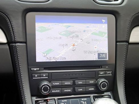 Used 2022 Porsche 718 Boxster RWD image 21