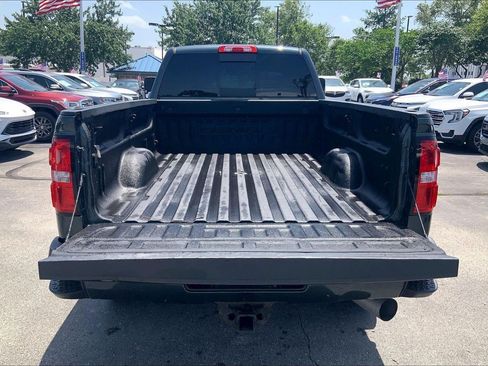 Used 2017 GMC Sierra 3500 Denali w/ Duramax Plus Package AWD/4WD image 4
