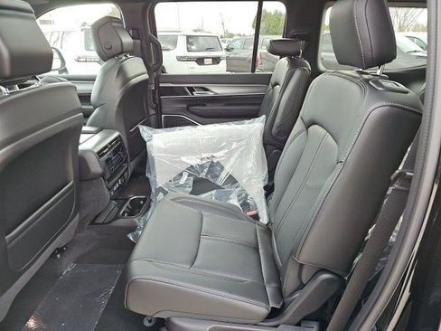 New 2026 Jeep Grand Wagoneer 4WD image 19