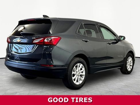 Used 2019 Chevrolet Equinox LS w/ LS Convenience Package FWD image 6