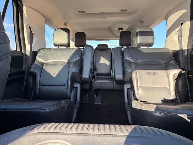 Used 2025 Ford Expedition Max Platinum w/ Driver's Package AWD/4WD image 17