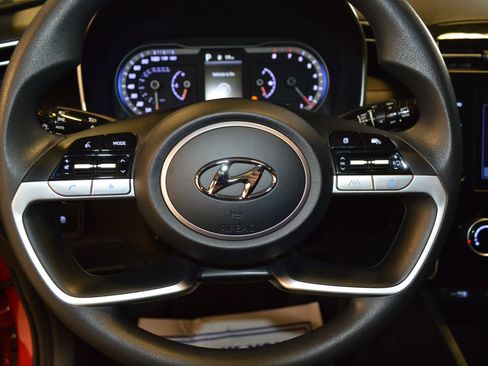 Used 2022 Hyundai Tucson SEL image 18