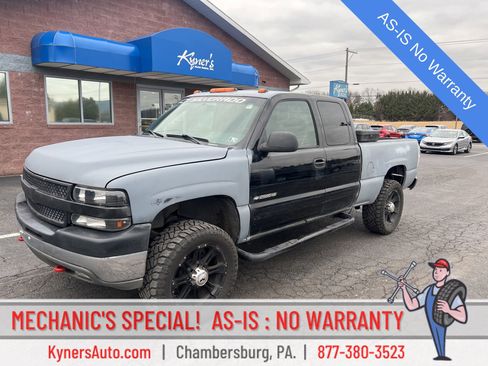 Used 2001 Chevrolet Silverado 2500 LS w/ Snow Plow Prep Pkg image 1