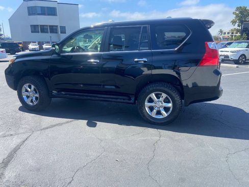 Used 2011 Lexus GX 460 w/ Convenience Pkg AWD/4WD image 7