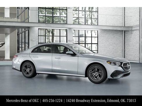 Used 2025 Mercedes-Benz E 350 Sedan image 13