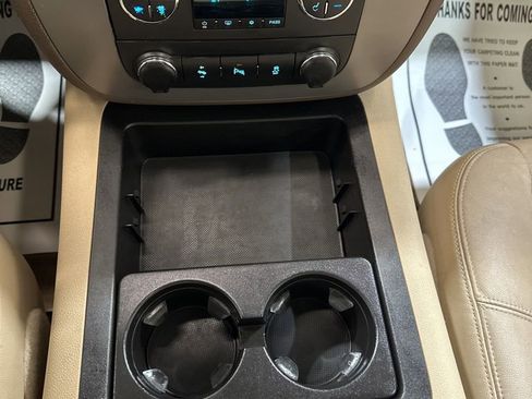 Used 2013 Chevrolet Tahoe LT image 33