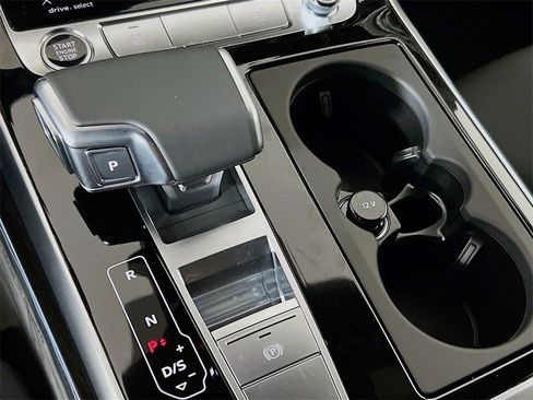 New 2026 Audi Q8 Premium Plus image 18
