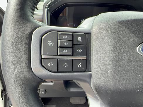 Certified 2023 Ford F250 Lariat w/ Lariat Ultimate Package AWD/4WD image 30