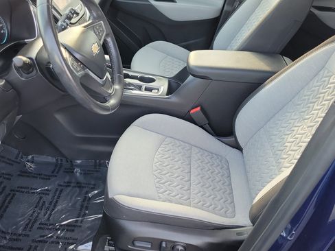 Used 2022 Chevrolet Equinox LT w/ Driver Convenience Package image 22
