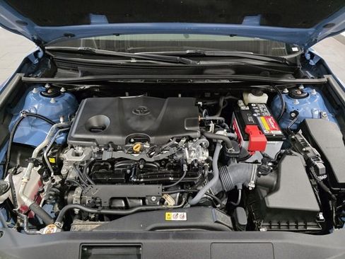 Used 2024 Toyota Camry SE image 26