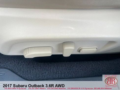 Used 2017 Subaru Outback 3.6R Limited image 14