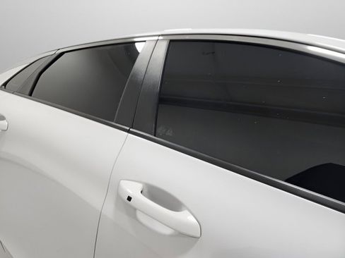 Used 2022 Kia K5 GT-Line image 11