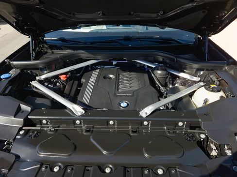 Used 2023 BMW X5 xDrive40i w/ Premium Package image 26