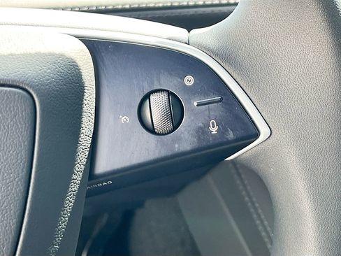 Used 2026 Tesla Model Y Long Range image 19