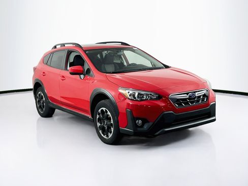 Used 2023 Subaru Crosstrek 2.0i Premium AWD/4WD image 3